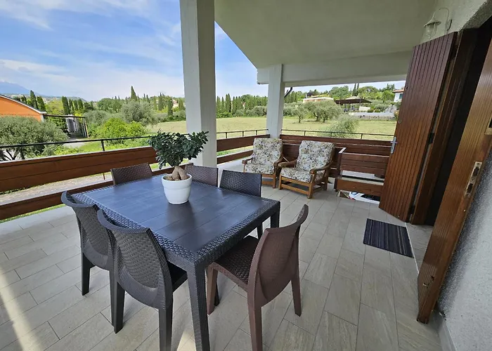 Valesana - Regarda Travel Λατζίζε