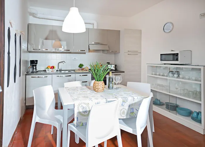 Valesana - Regarda Travel