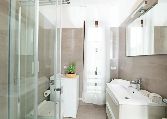 Valesana - Regarda Travel